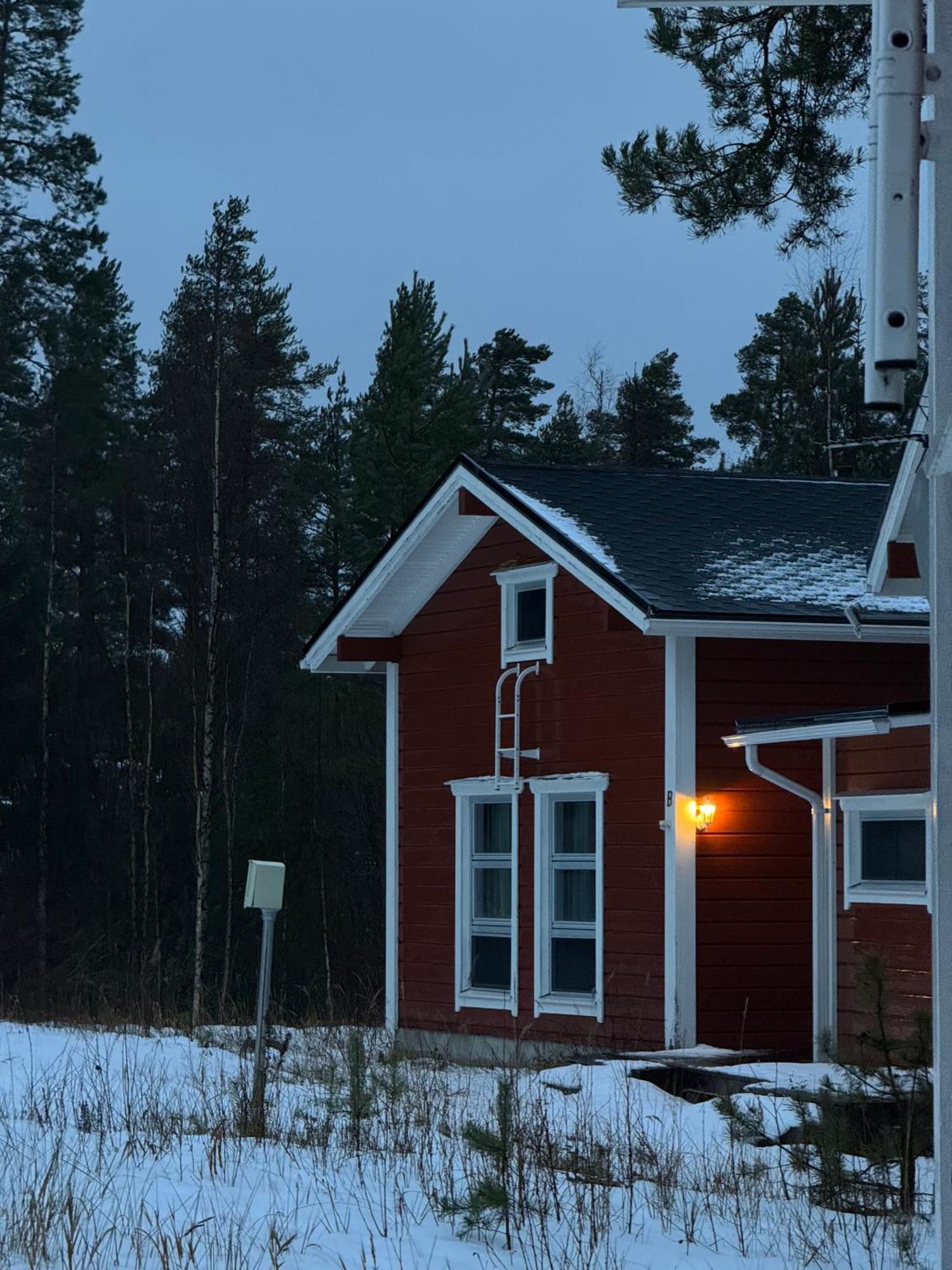 Tiiringolf Cottages Нильсия Экстерьер фото