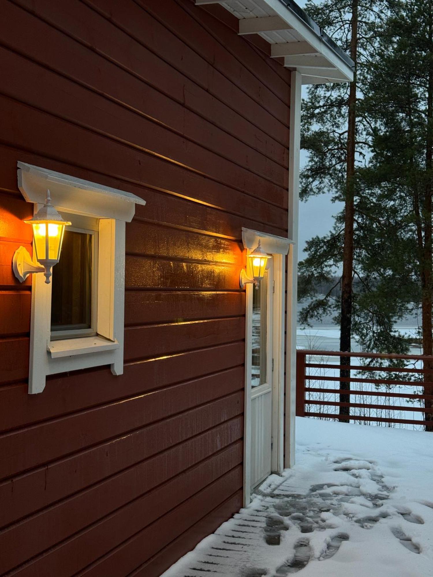Tiiringolf Cottages Нильсия Экстерьер фото